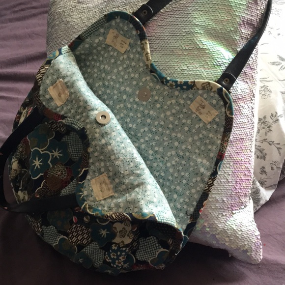 Gorgeous purse by Enjoy Your Life - Picture 4 of 5